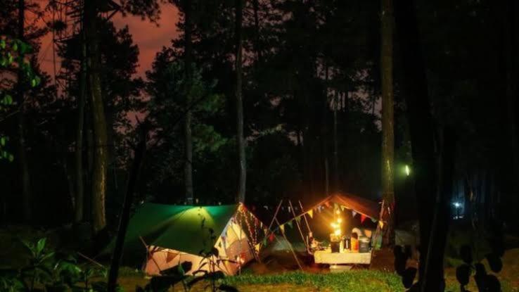 Tapian Ratu Camp Real Букитинги Екстериор снимка